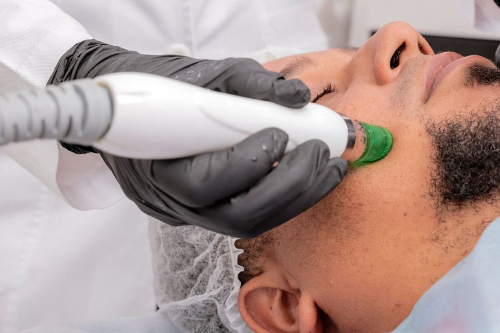 Radiofrequency skin tightening treatment at Alpha Hospital Group